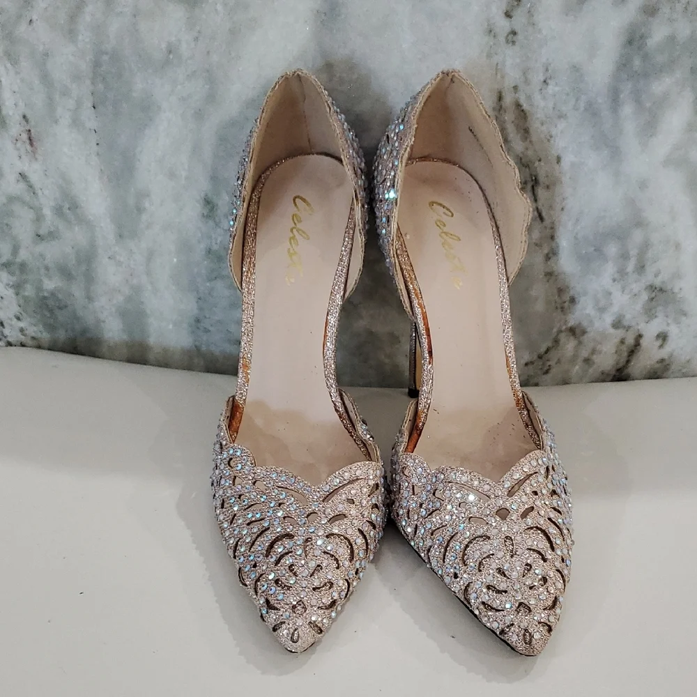 Celeste Gold Heels with Elegant Laser-Cut Design Sz 7 Wedding Graduation. - Picture 12 of 16